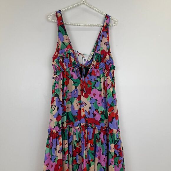 Nicholas
Myla Maxi 💘 - Picture 5 of 10